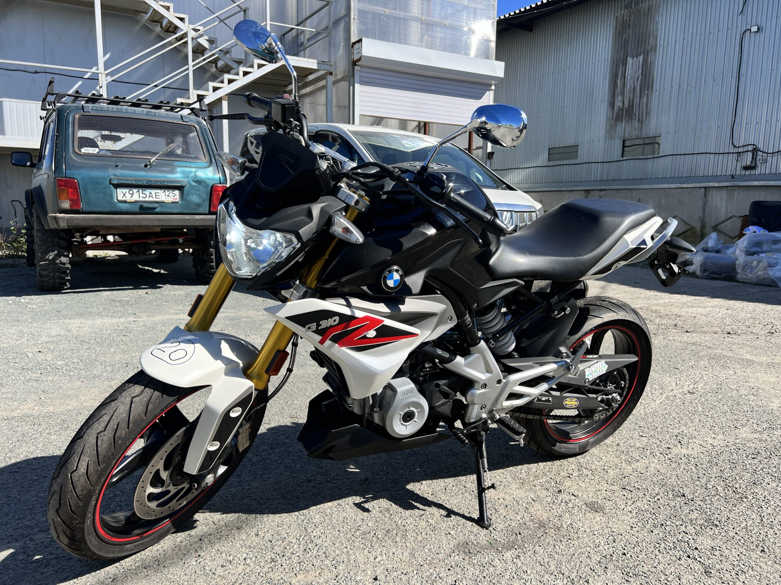BMW G310R