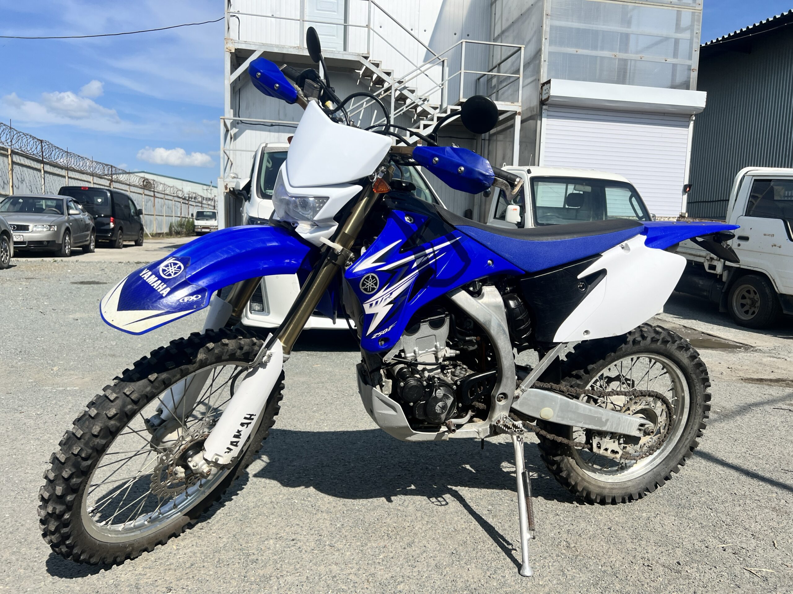 YAMAHA  	WR250F