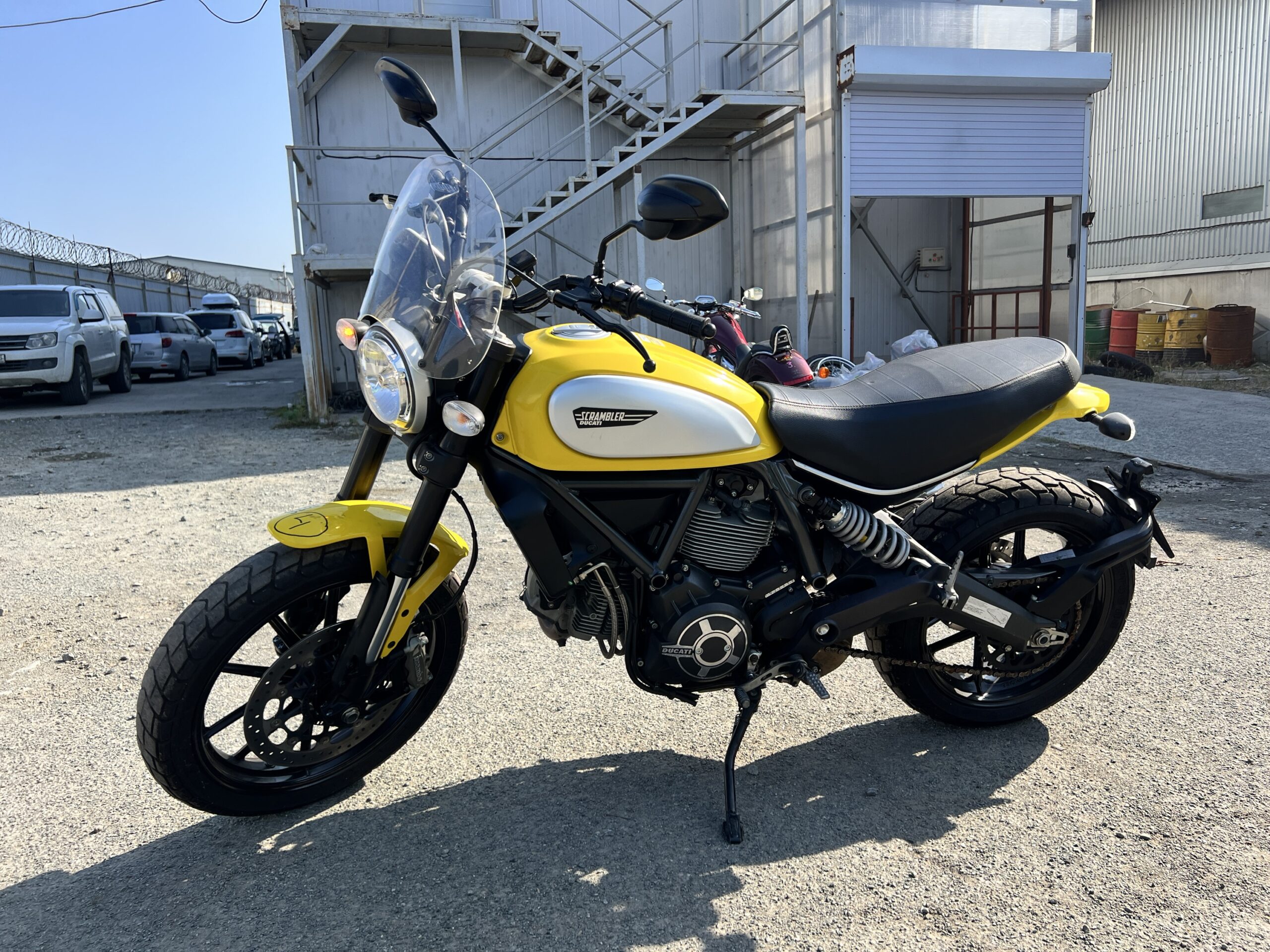 DUCATI  	SCRAMBLER 800