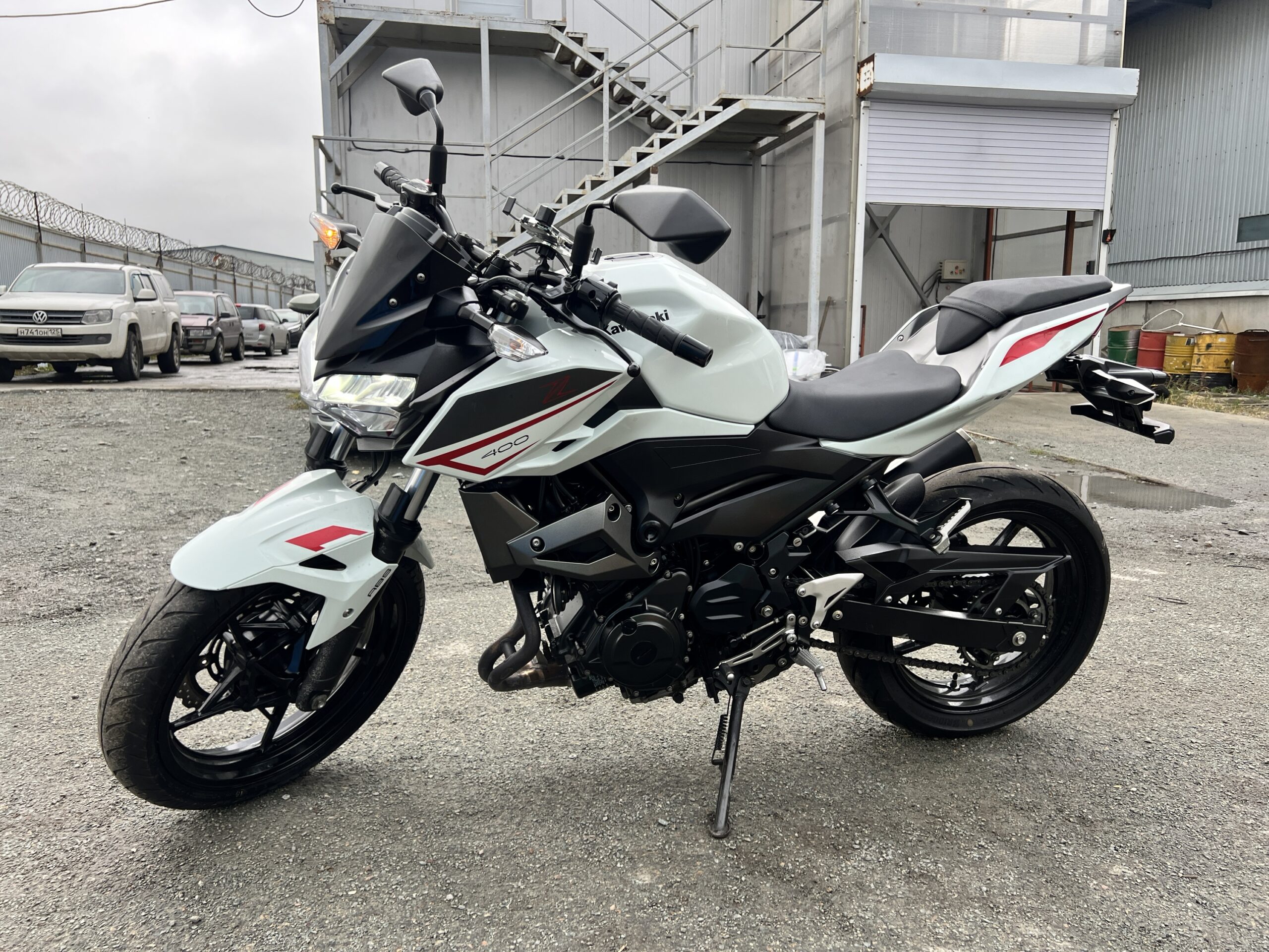 KAWASAKI 	Z400