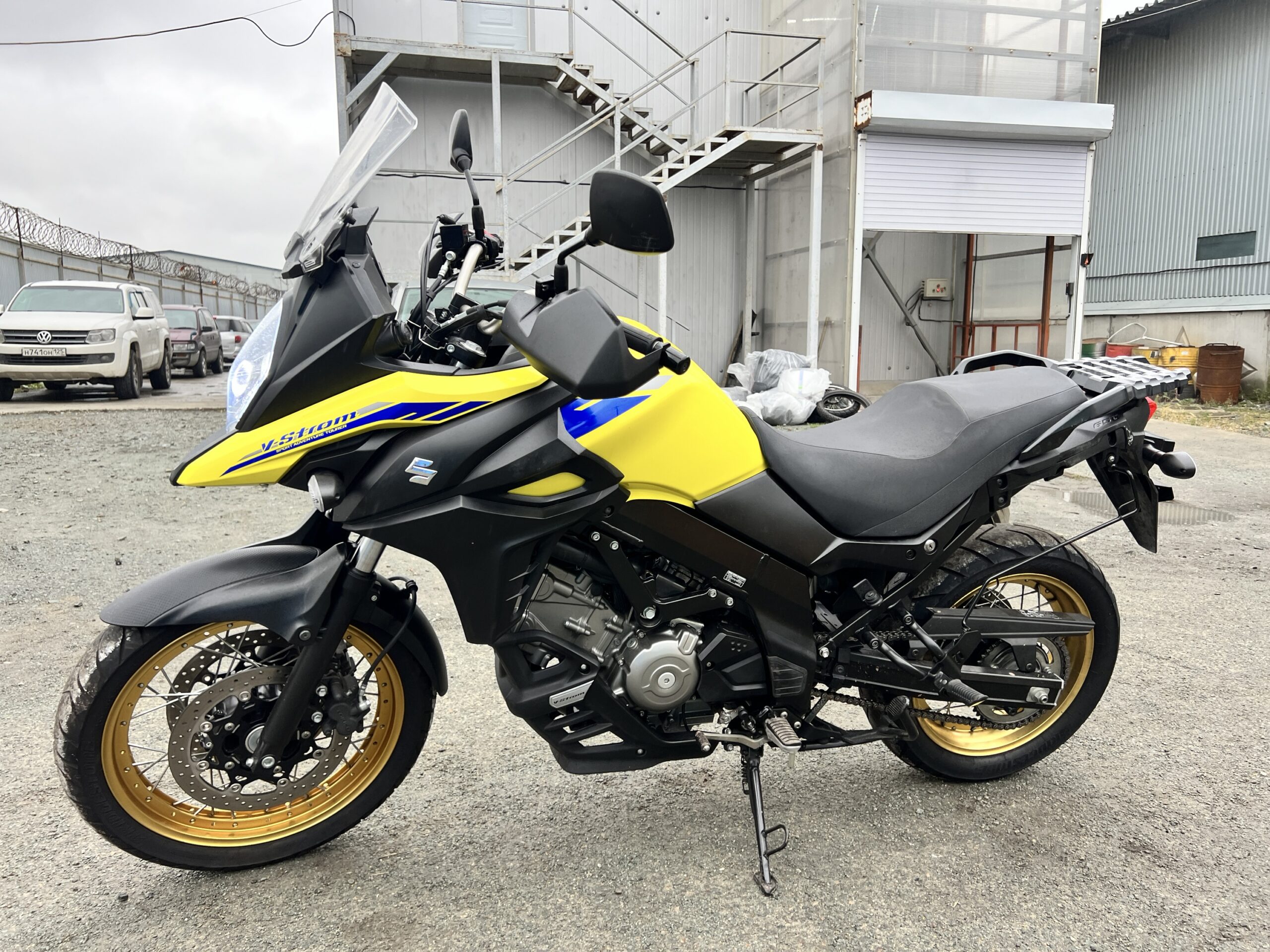 SUZUKI 	DL650XT V-STROM
