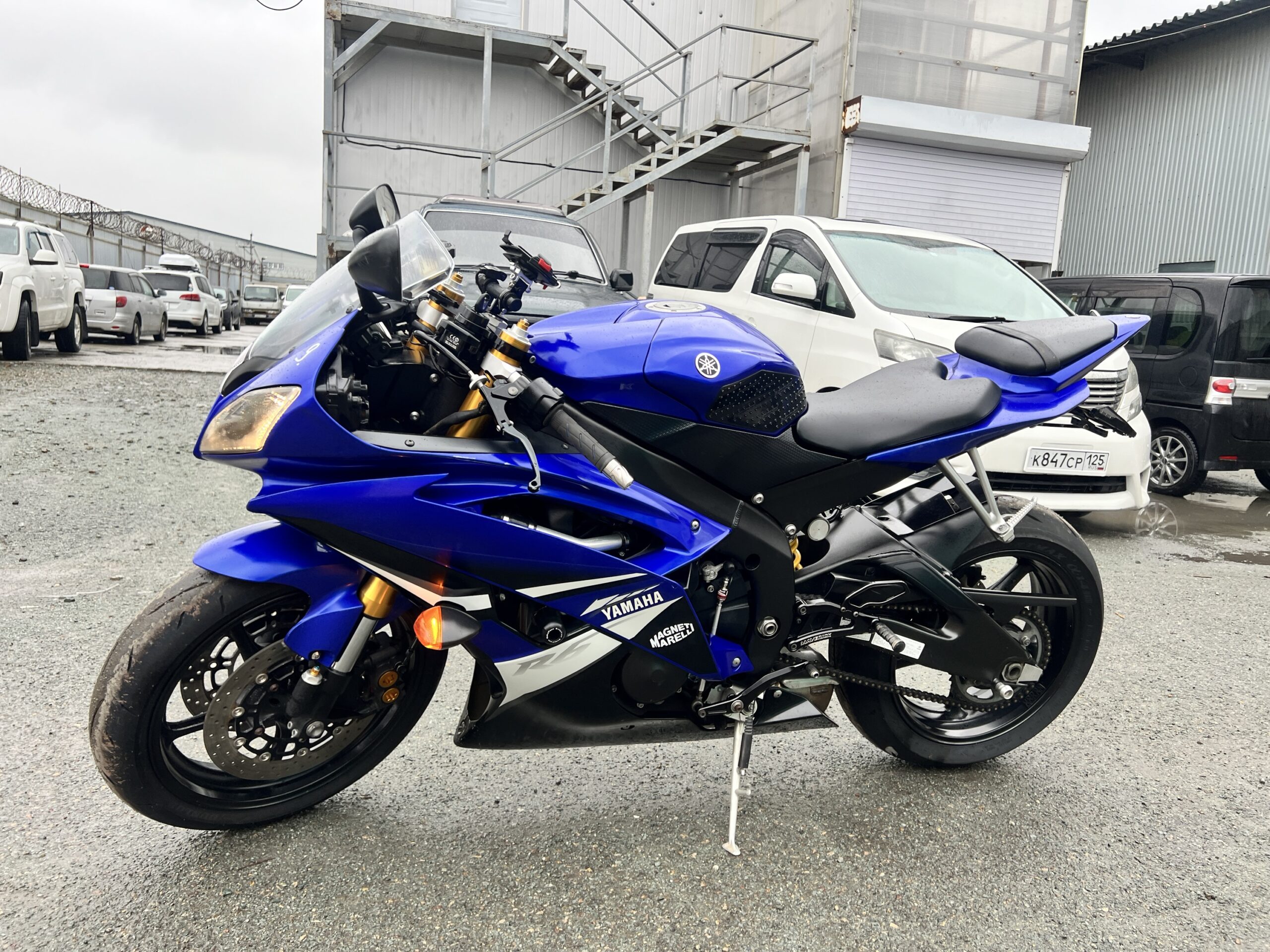 YAMAHA  	YZF-R6