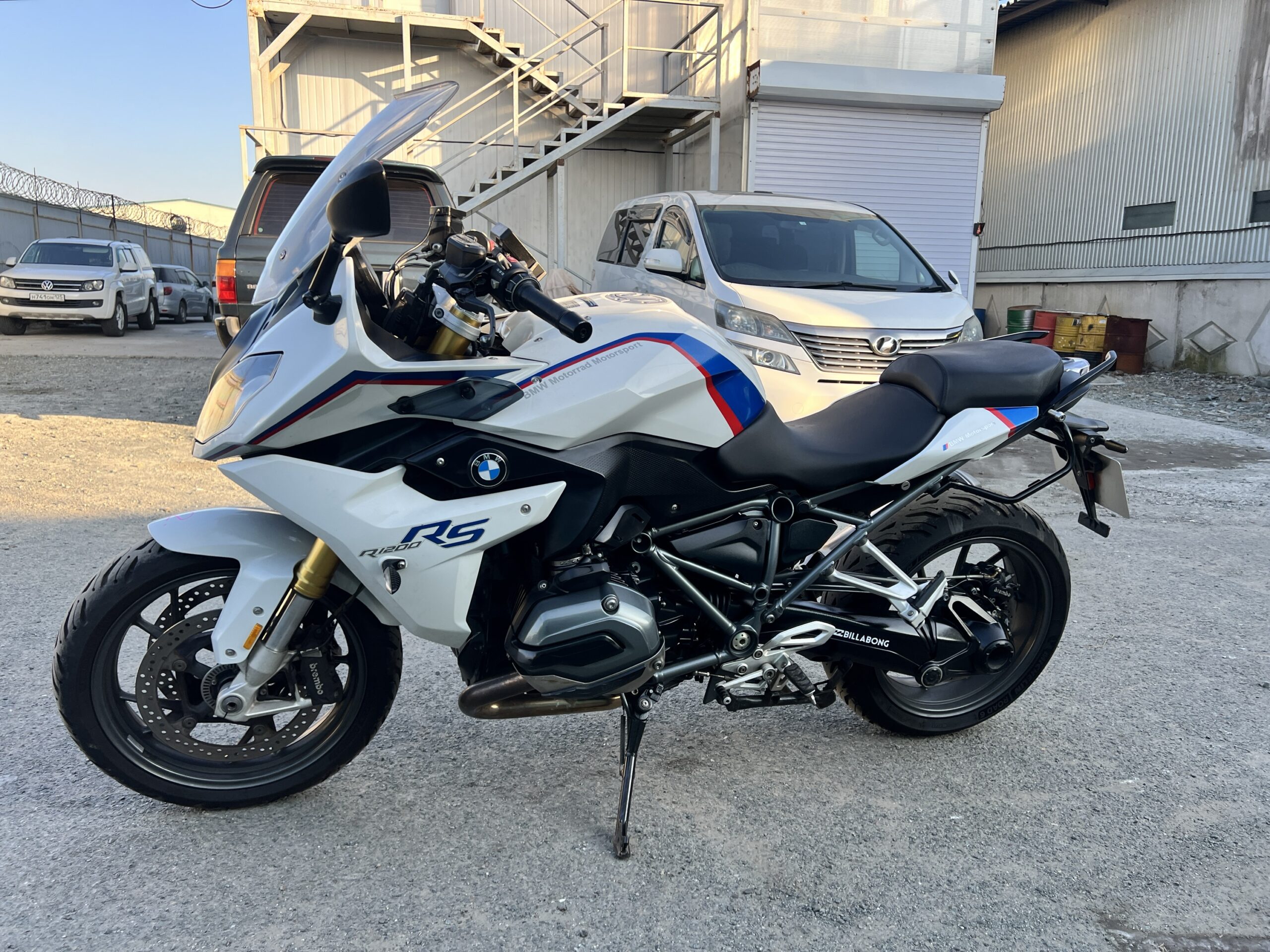 BMW  	R1200RS