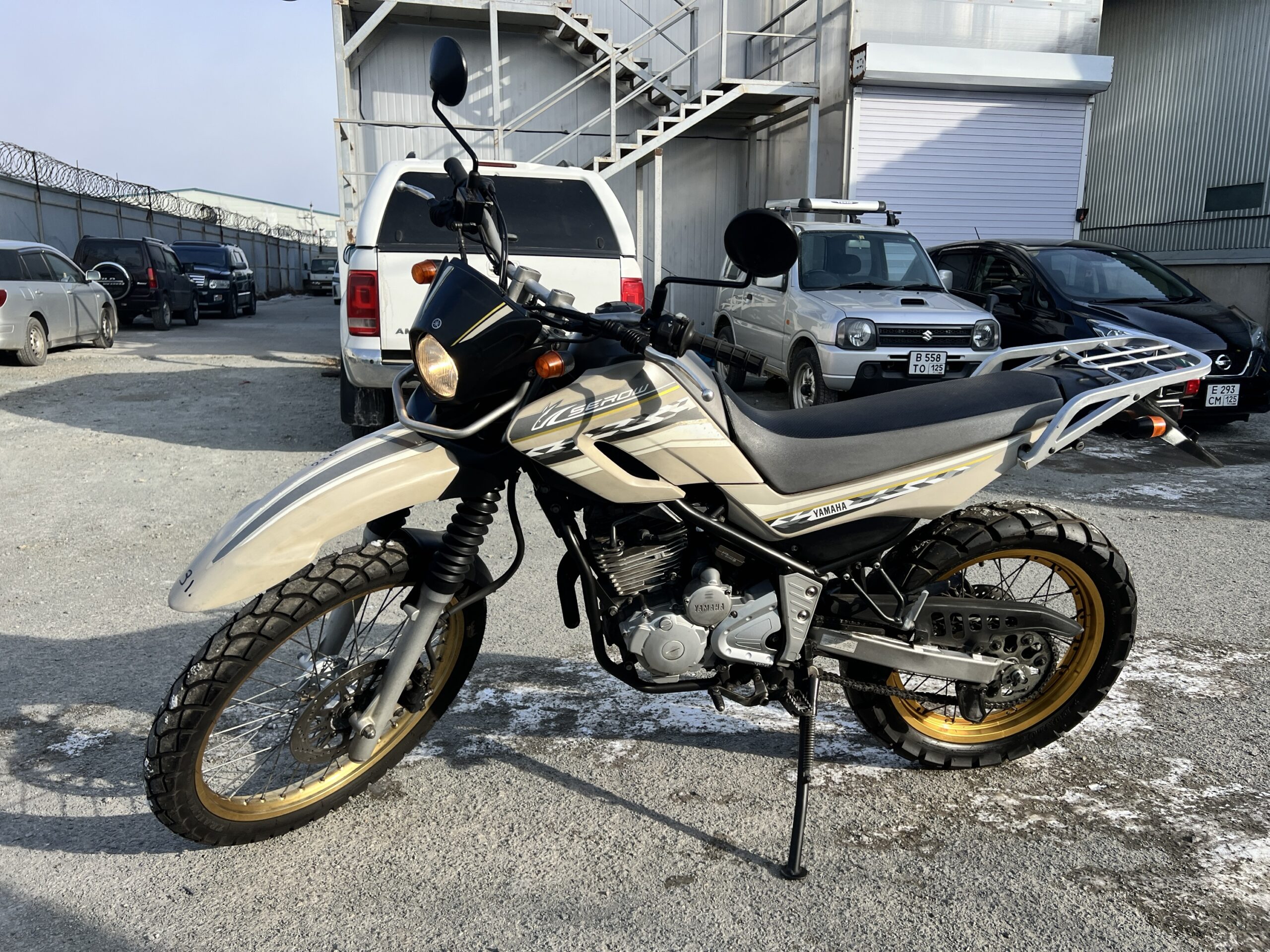 YAMAHA   	XT250 SEROW