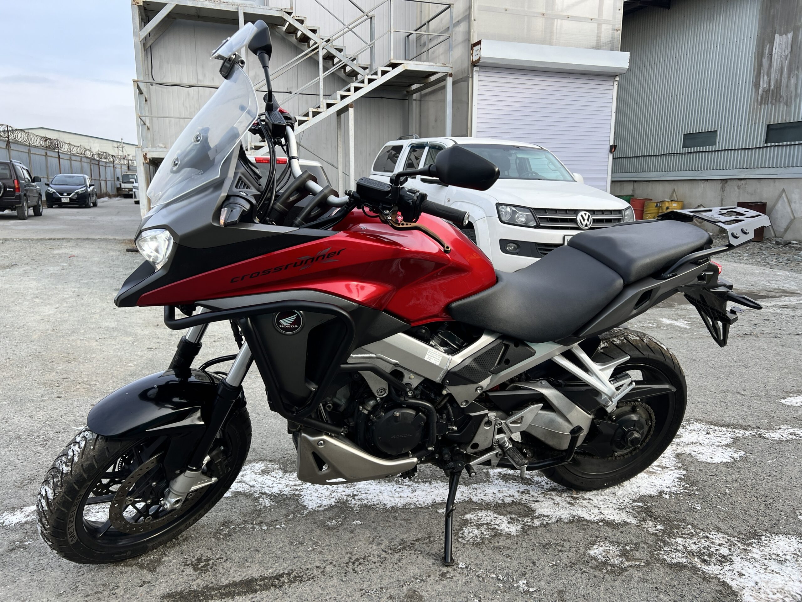 HONDA 	VFR800X CROSSRUNNER