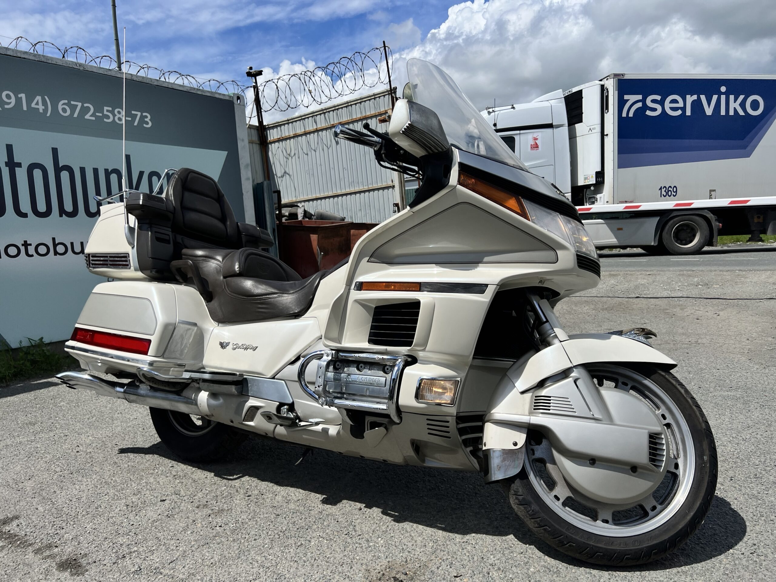 HONDA  	GL1500SE GOLD WING
ПРЕДОПЛАТА