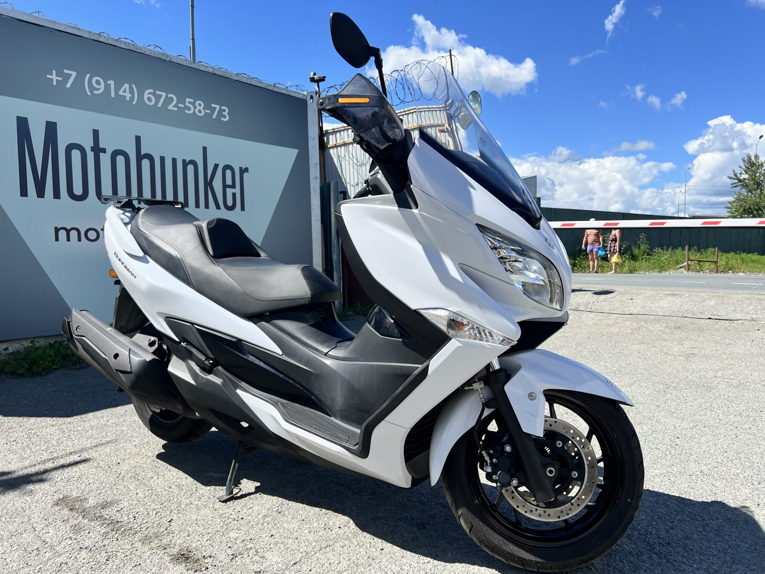 SUZUKI  	BURGMAN 400A